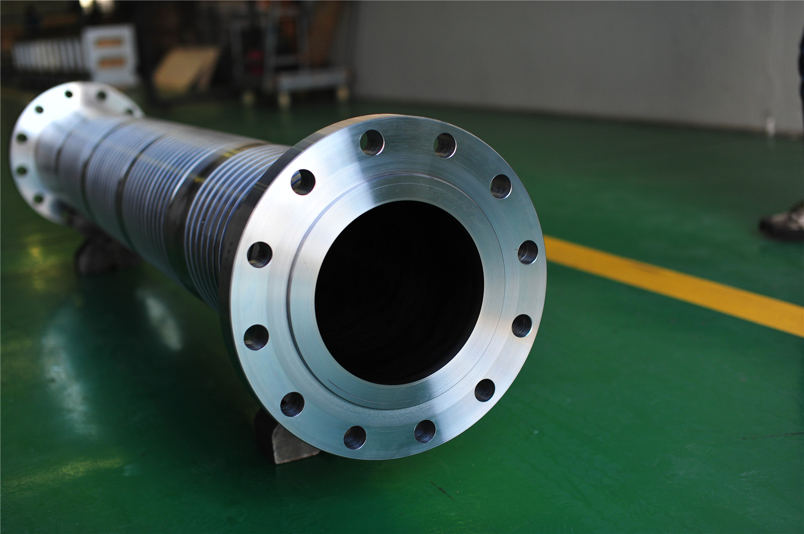 Covid-19, ປ່ອຍໃຫ້ມັນຫຼືຢູ່ກັບມັນ!